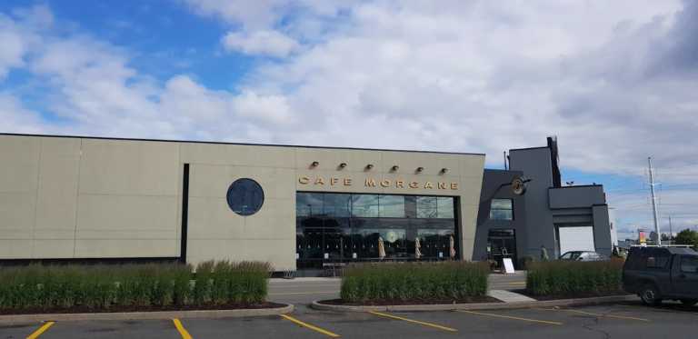 Facade extérieure de Café Morgane Carrefour