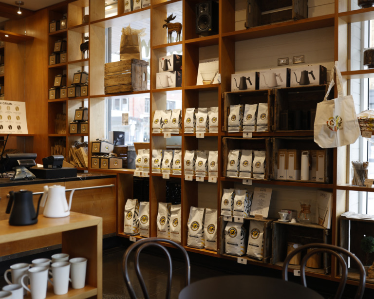 -n9a2537-cafe-morgane