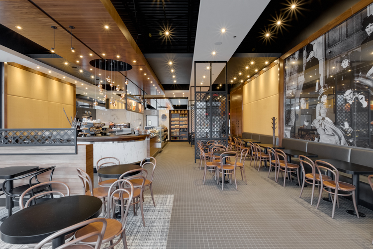 Intérieur du Café Morgane St-Pierre