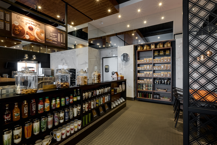 Intérieur du Café Morgane St-Pierre