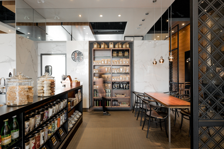Intérieur du Café Morgane St-Pierre